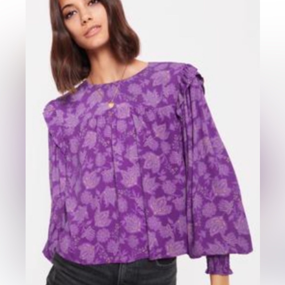 NWT  Gigi Floral Print Smocked Puff Sleeve Ruffle Trim Blouse  Size: XL